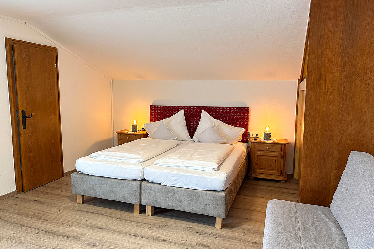 Room for two persons in the hostel in Söll in Tyrol